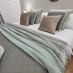 Sweet Saint Paul Guest house 4*