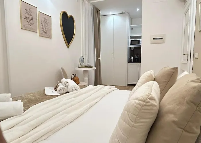 Sweet Saint Paul Gasthuis Rome